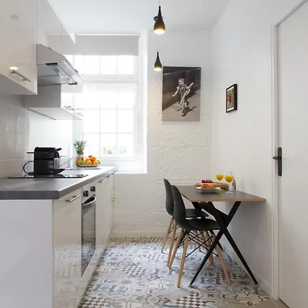 Bnbnova - St Germain Des Pres - 2br Париж